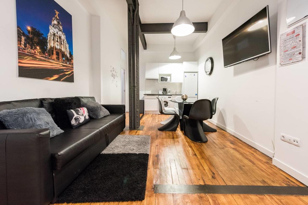 M&F Gran Via 3 Hab Appartement Madrid Buitenkant foto